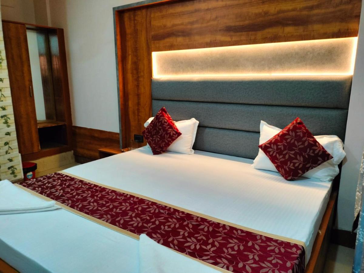 Hotel City Park Guwahati Esterno foto