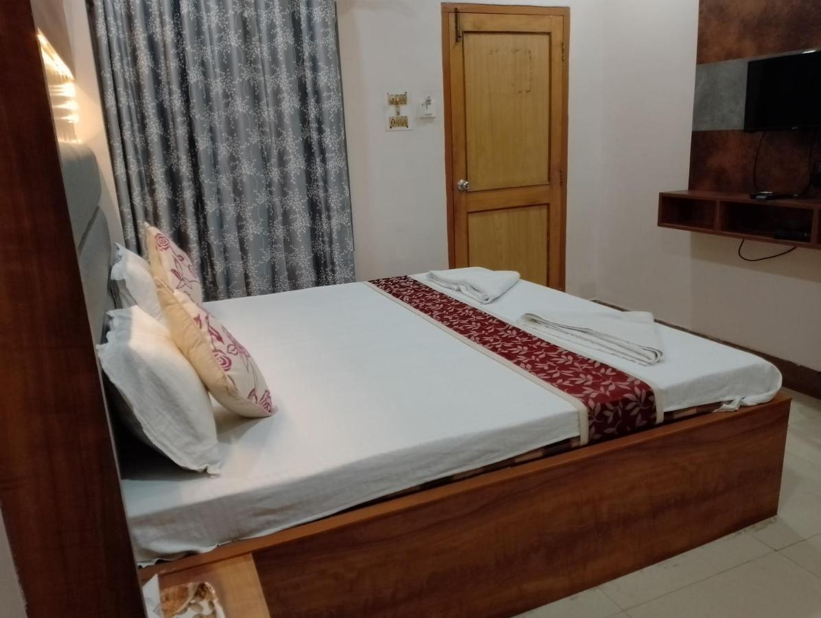 Hotel City Park Guwahati Esterno foto