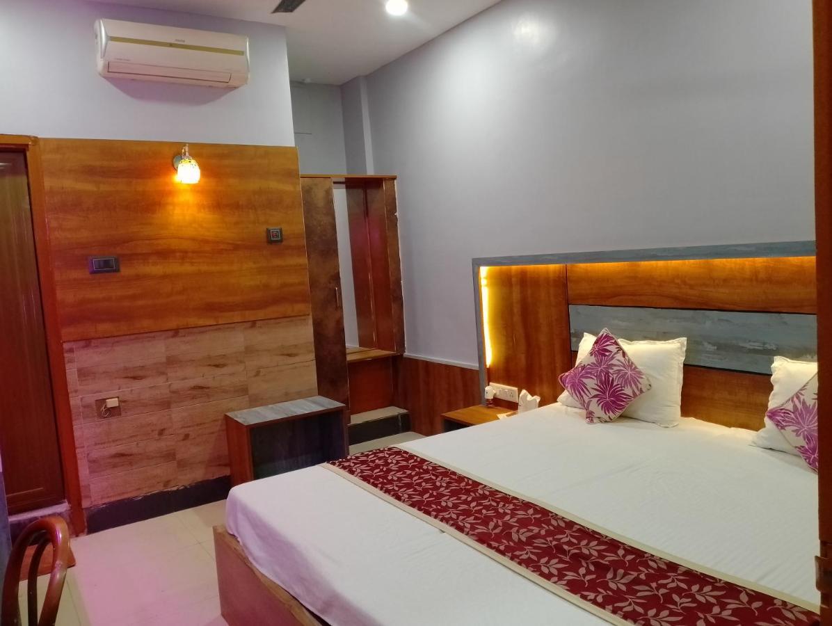 Hotel City Park Guwahati Esterno foto
