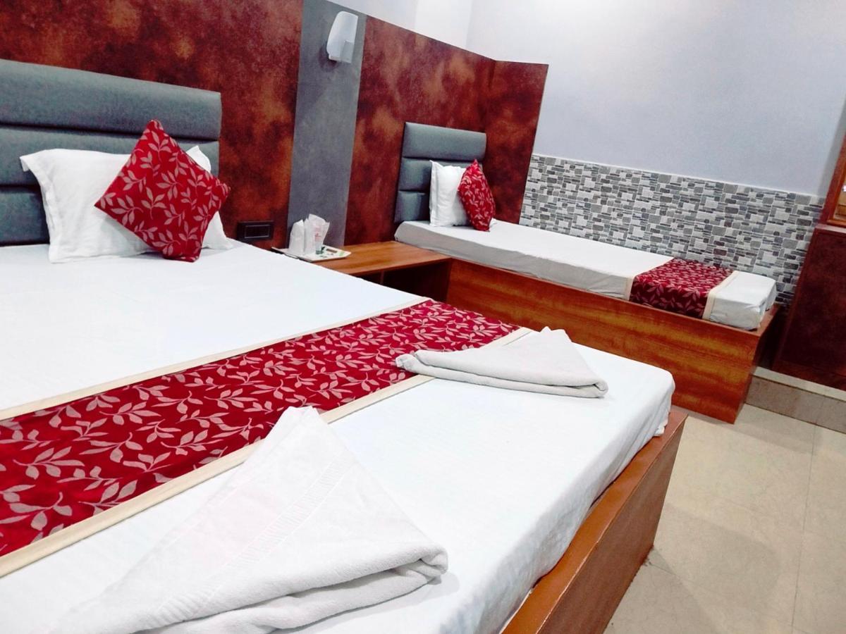 Hotel City Park Guwahati Esterno foto